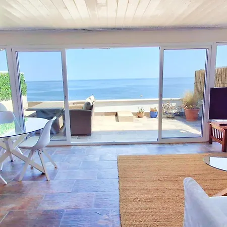Sun, Beach, Views, And Relaxation * ベナルマデナ